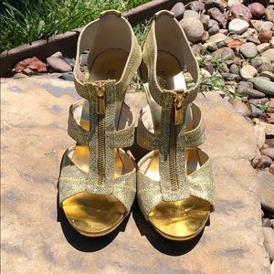 MICHAEL MICHAEL KORS Gold Heels